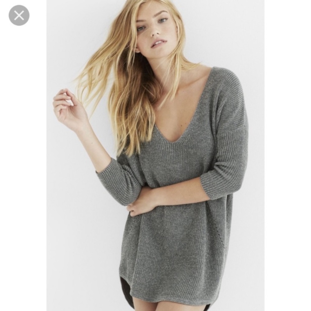 Express Grey Shaker Knit Tunic Sweater - Picture 1 of 5